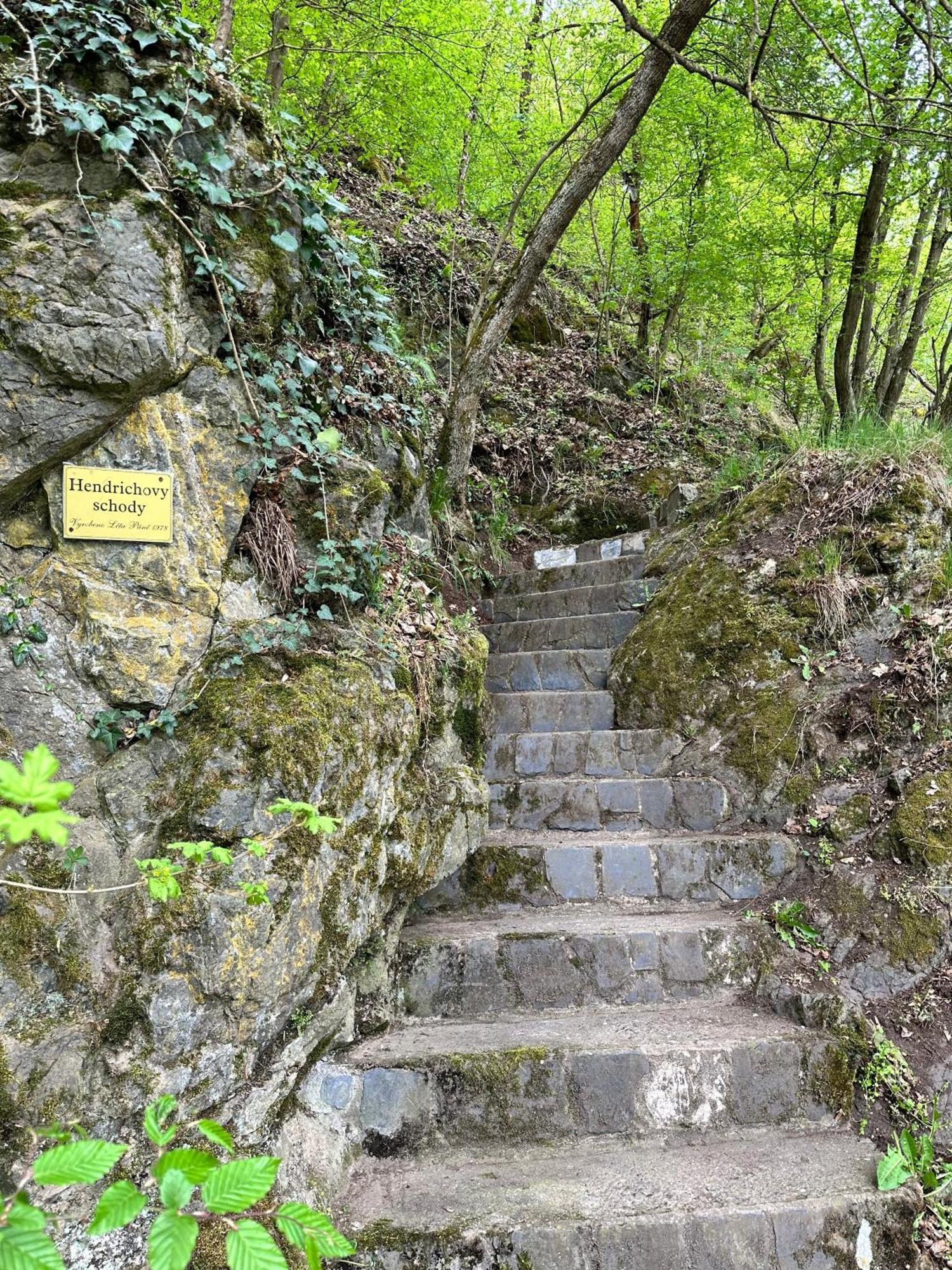 Chata Marketka Křivoklát Buitenkant foto